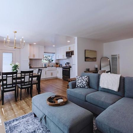 Cozy Modern 3 Bed 1 Bath Home - Pet Friendly! Lawndale Exterior photo