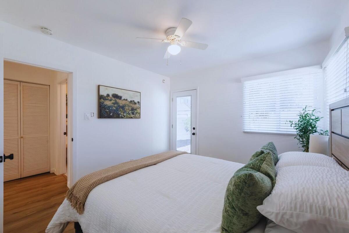 Cozy Modern 3 Bed 1 Bath Home - Pet Friendly! Lawndale Exterior photo